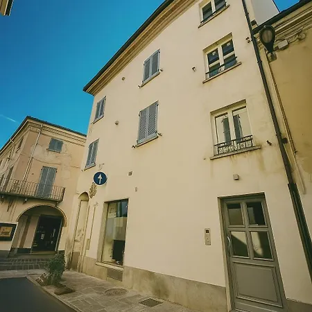 Casa Porta Lanero Di Francesco E Alessandro * Nizza Monferrato